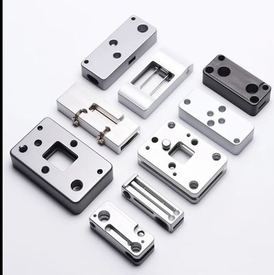 خدمات ماشینکاری CNC تراش دقیق سفارشی آسیاب چرخاندن فلز آلومینیوم فولاد ضد زنگ قطعات CNC فلزی